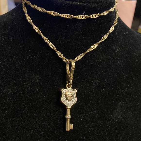 Juicy Couture Jewelry - 14 KGP chain with juicy couture key charm
